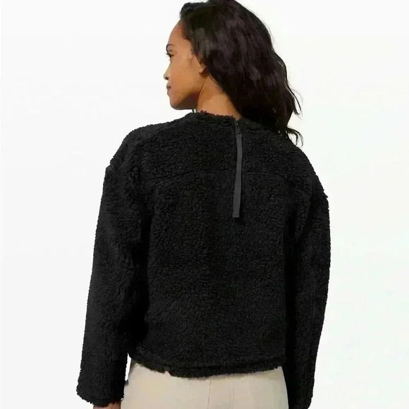 Lululemon Black Sherpa Wool Whenever Sweater - Picture 2 of 2
